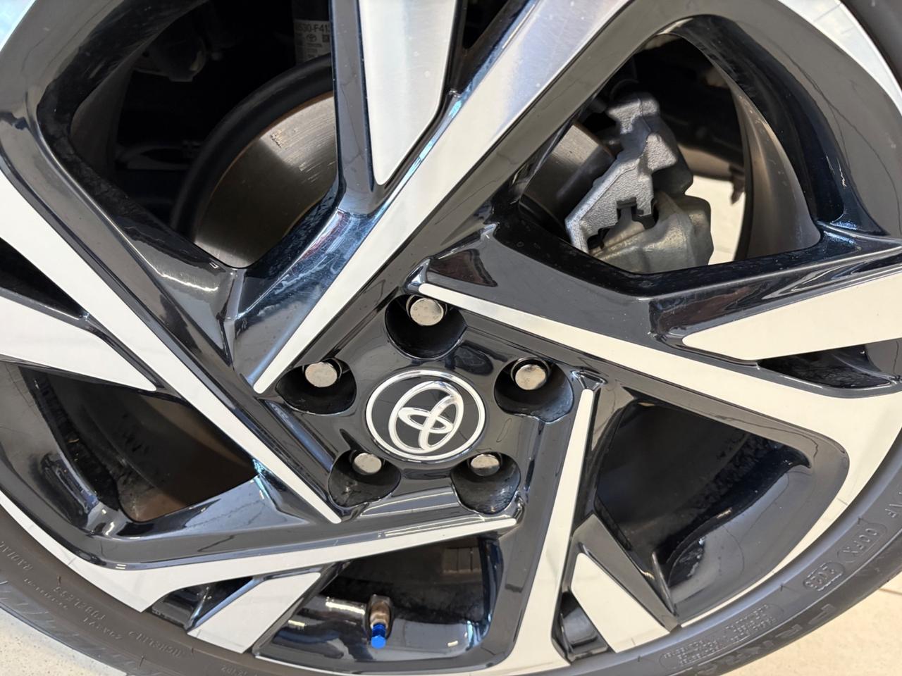 Toyota C-HR TREND 2.0 Hybrid E-CVT UNICO PR.