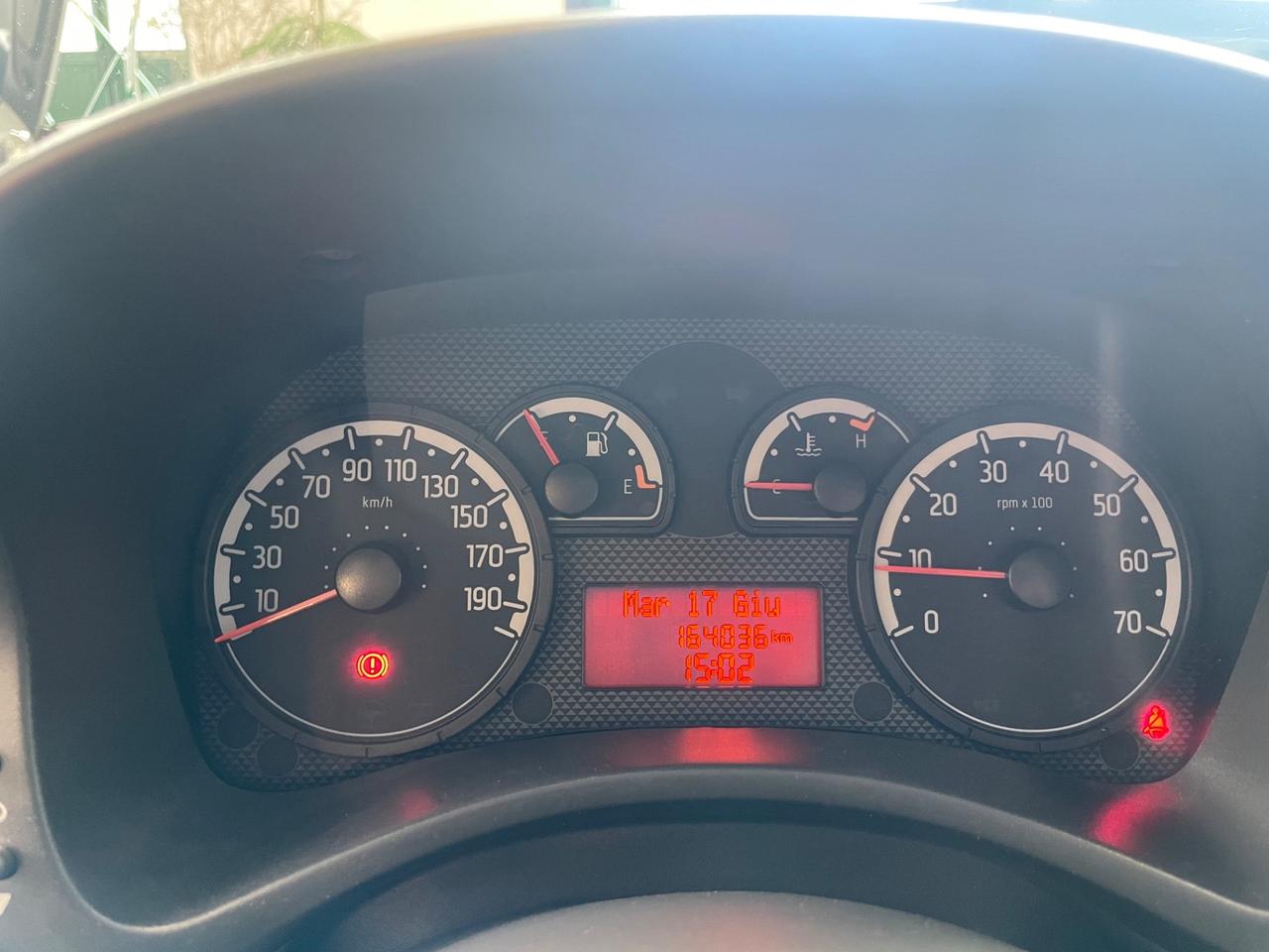 Fiat Panda 1.2 Dynamic GPL di Serie, Neopatentati