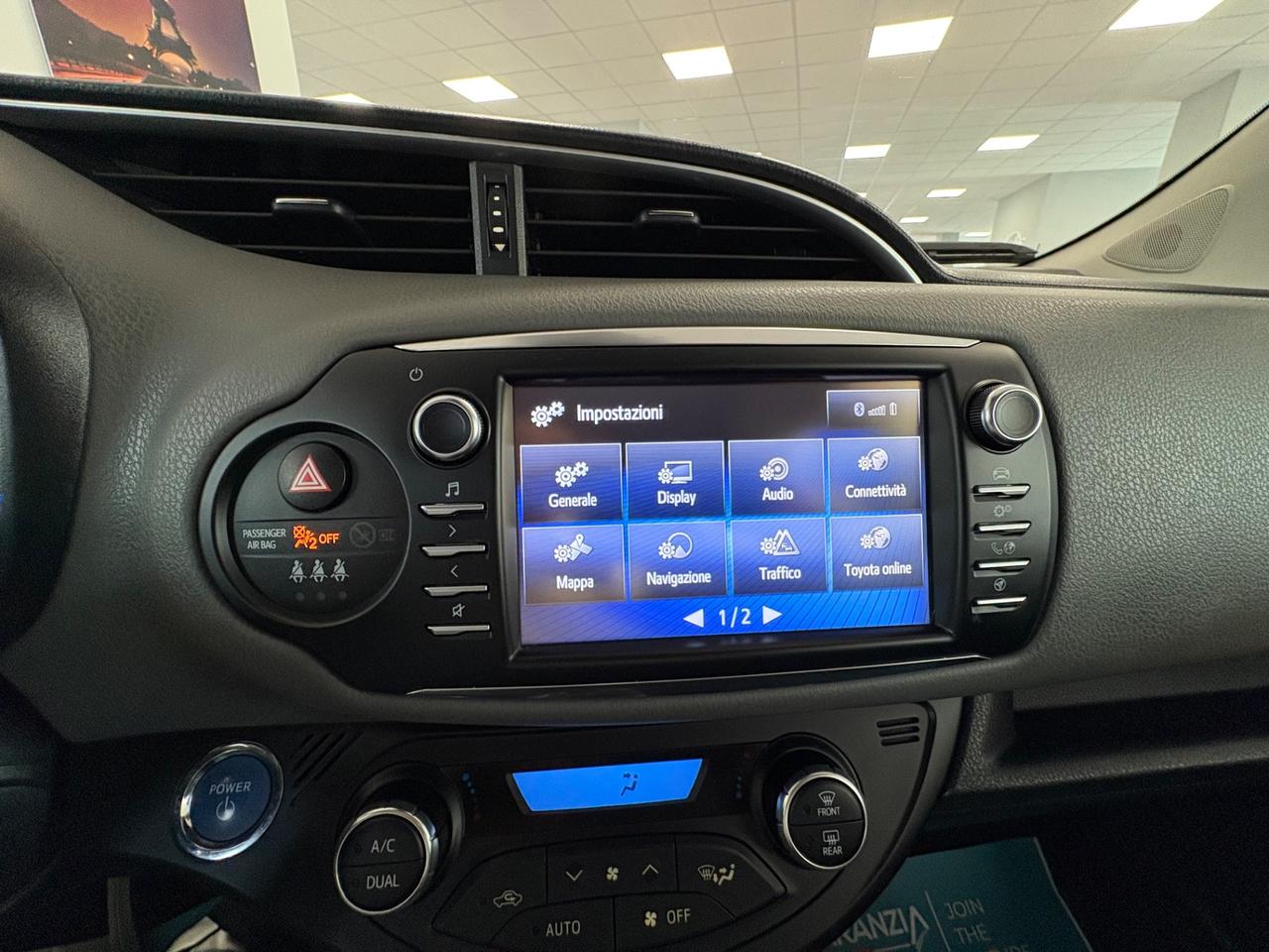 Toyota Yaris 1.5 B 75cv 2018km 65000 neopatentati