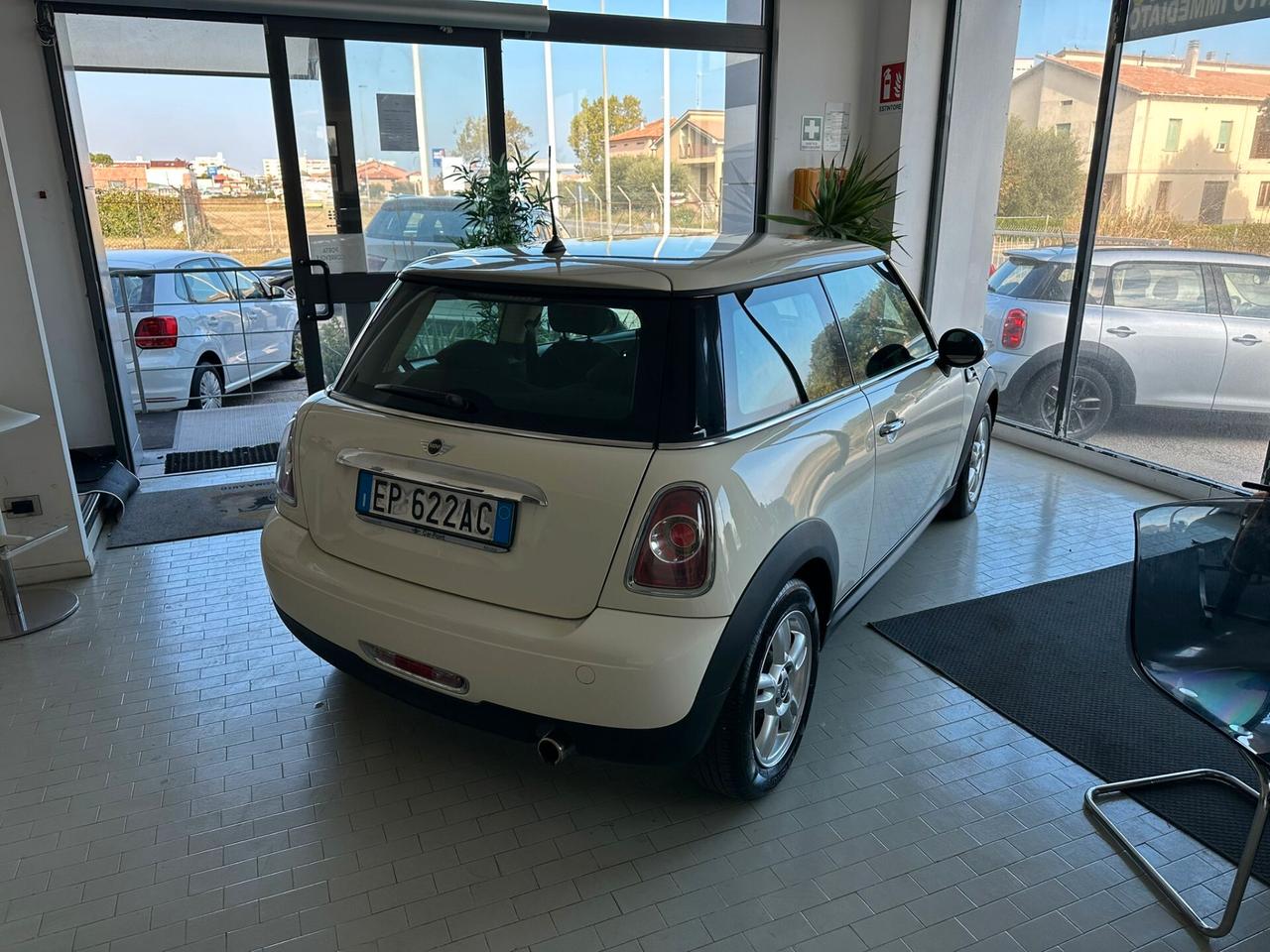 Mini 1.6 16V One (55kW)