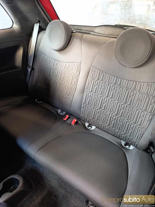 FIAT 500 1.0 Hybrid Red