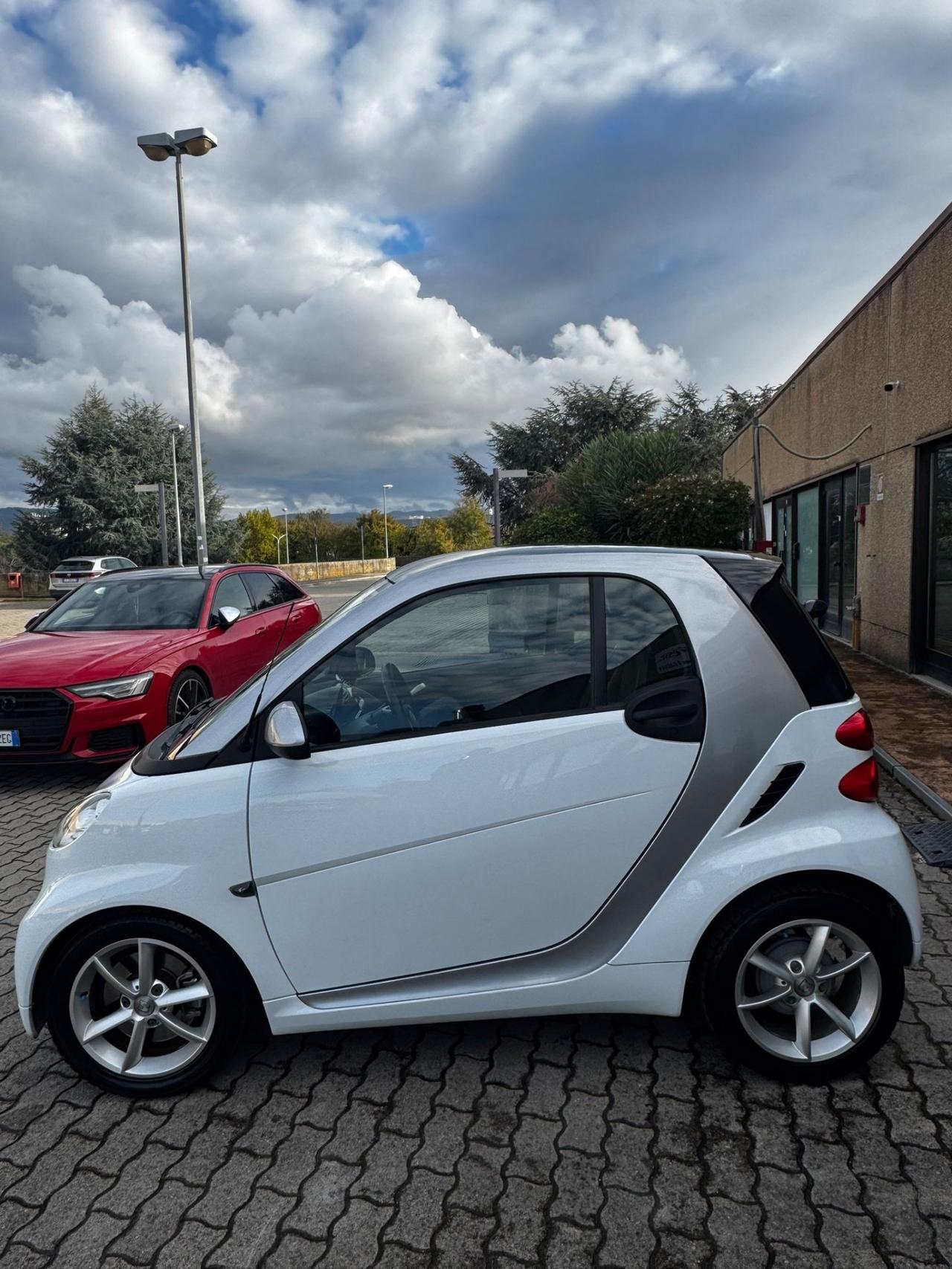 Smart ForTwo 1000 52 kW coupé passion