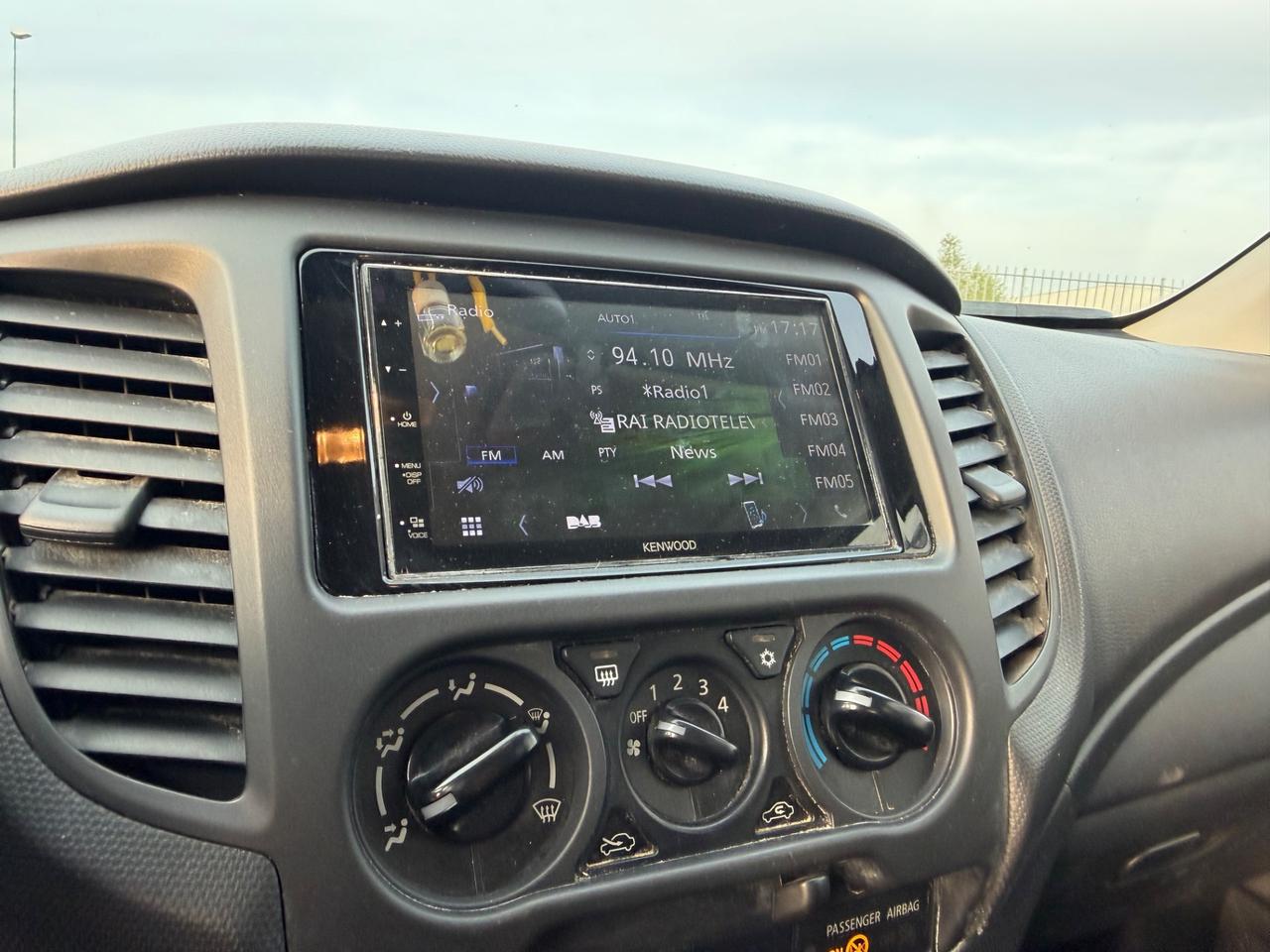 Mitsubishi L200 Invite