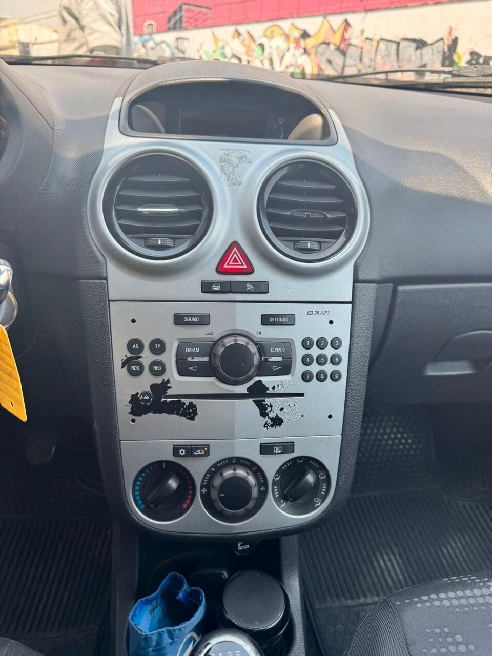 Opel Corsa 1.2 GPL 5 Porte