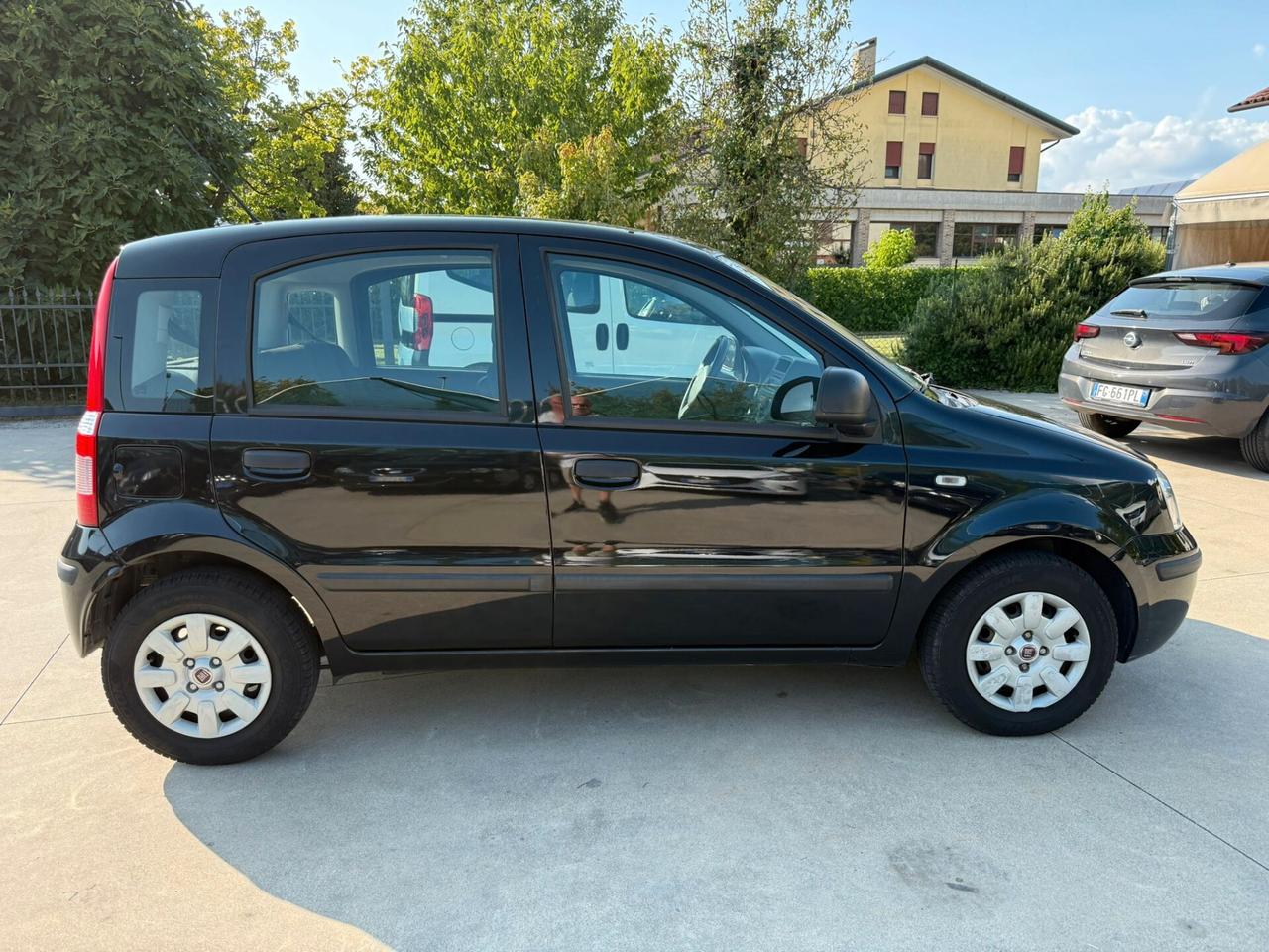Fiat Panda 1.2 Dynamic 69cv E5 5 POSTI