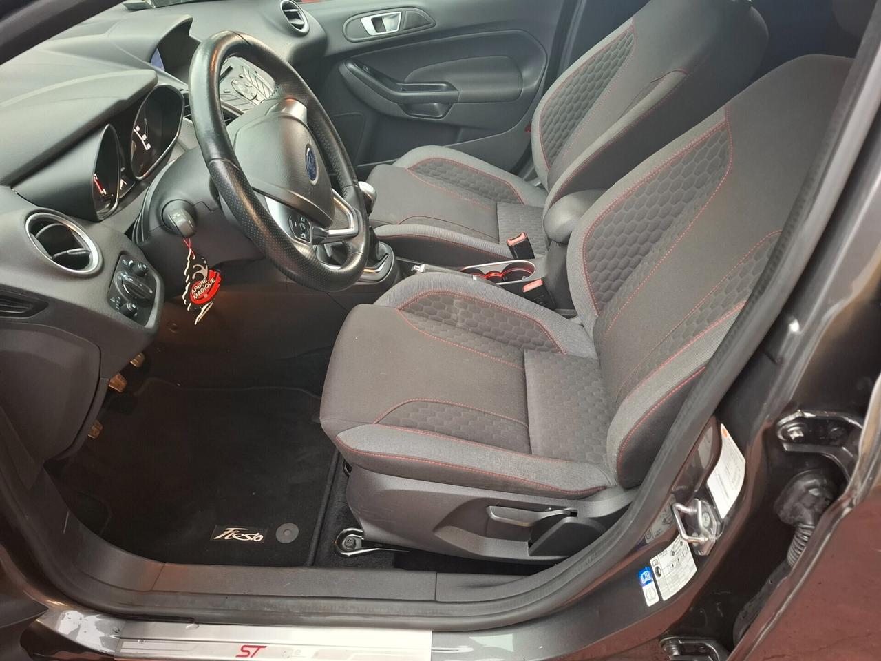 Ford Fiesta st line 5 porte