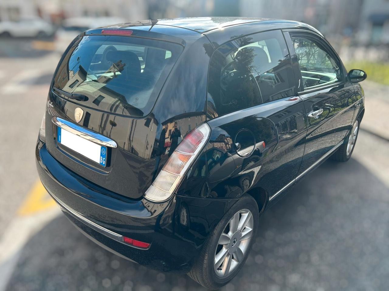 Lancia Ypsilon 1.2 8v - ANCHE PER NEOPATENTATI