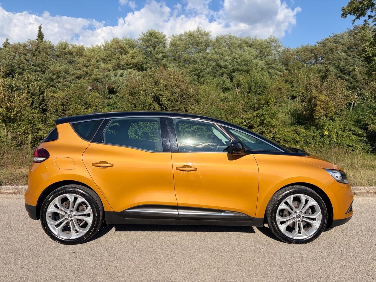 Renault Scenic Scénic Blue dCi 120 CV EDC Sport Edition2