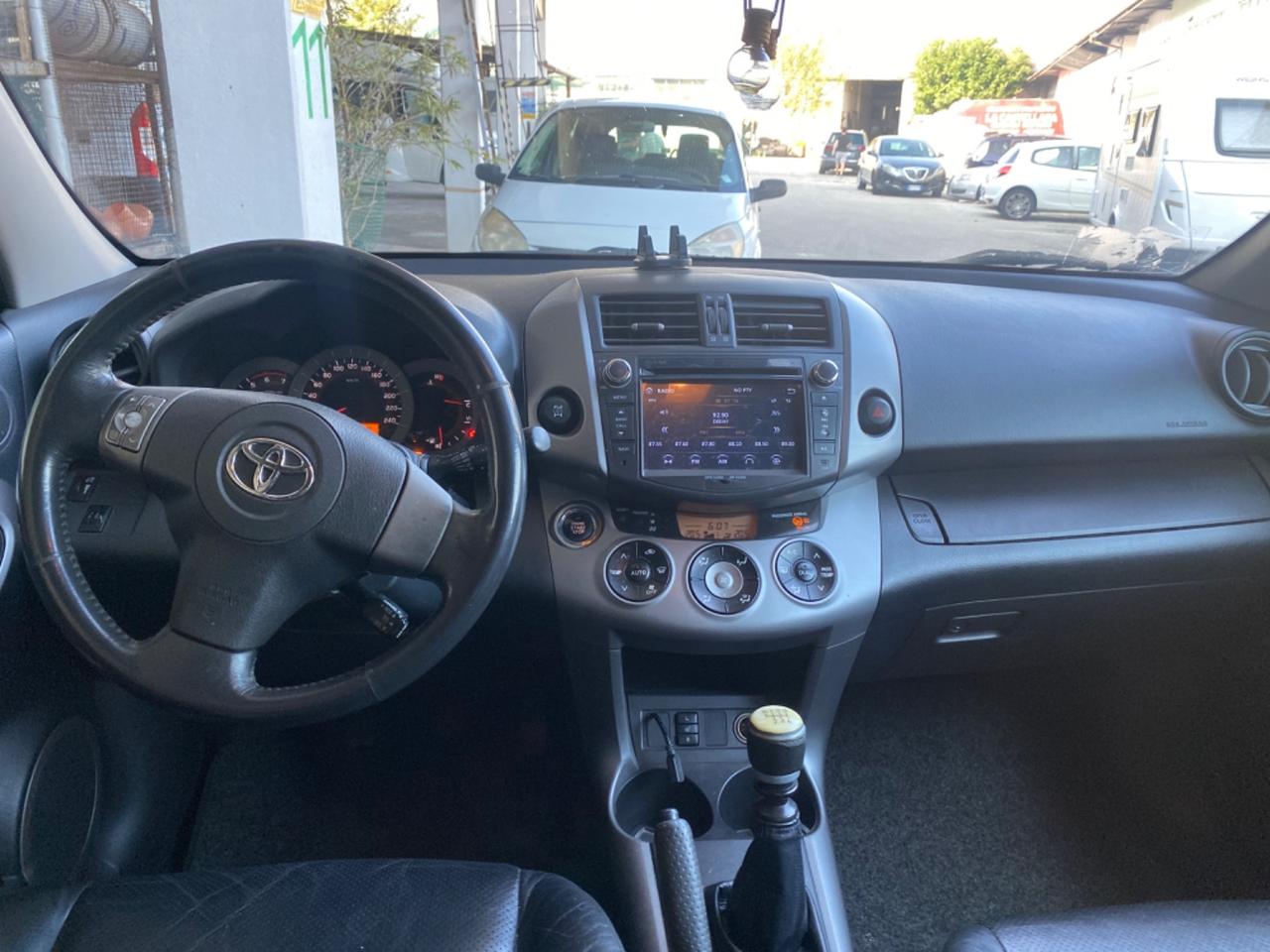 Toyota RAV 4 RAV4 2.2 D-4D 136 CV Luxury