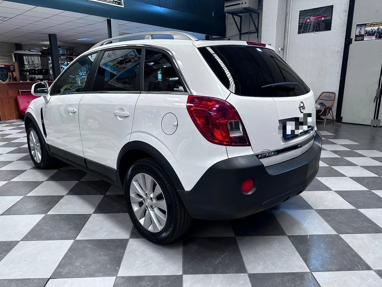 OPEL ANTARA cosmo SUV Full optional 4X4 (mokka )