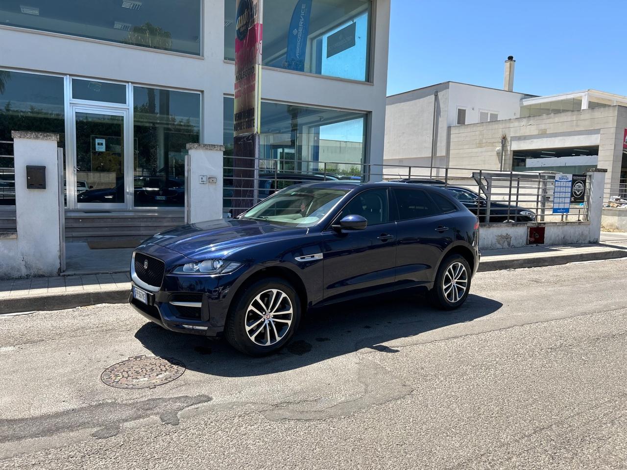 Jaguar F-Pace 2.0 D 180 CV AWD R-Sport