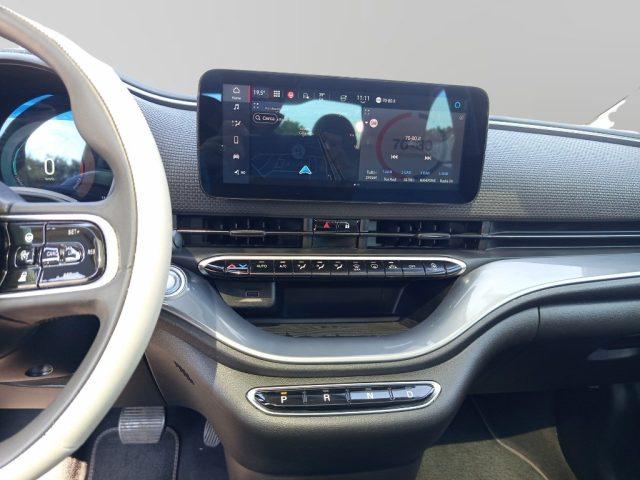 FIAT 500e Berlina 42 kWh La Prima