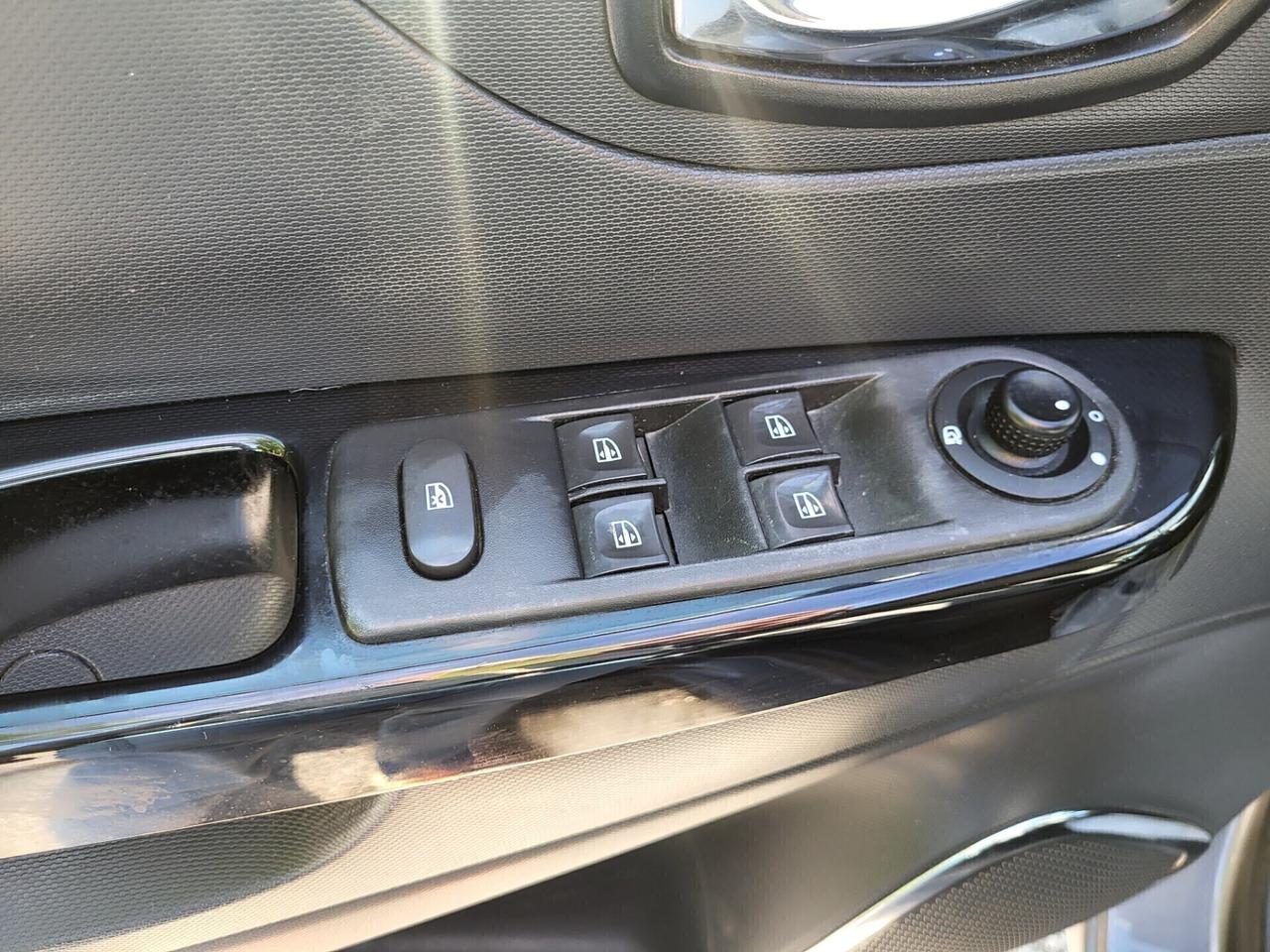 RENAULT CAPTUR 1,5 dCi-NAVI-UNICA PROP-EURO 6B-3 R
