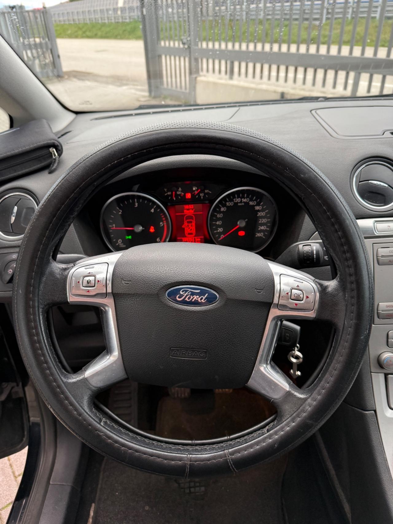 Ford S-Max 1.8 TDCi 125CV Titanium