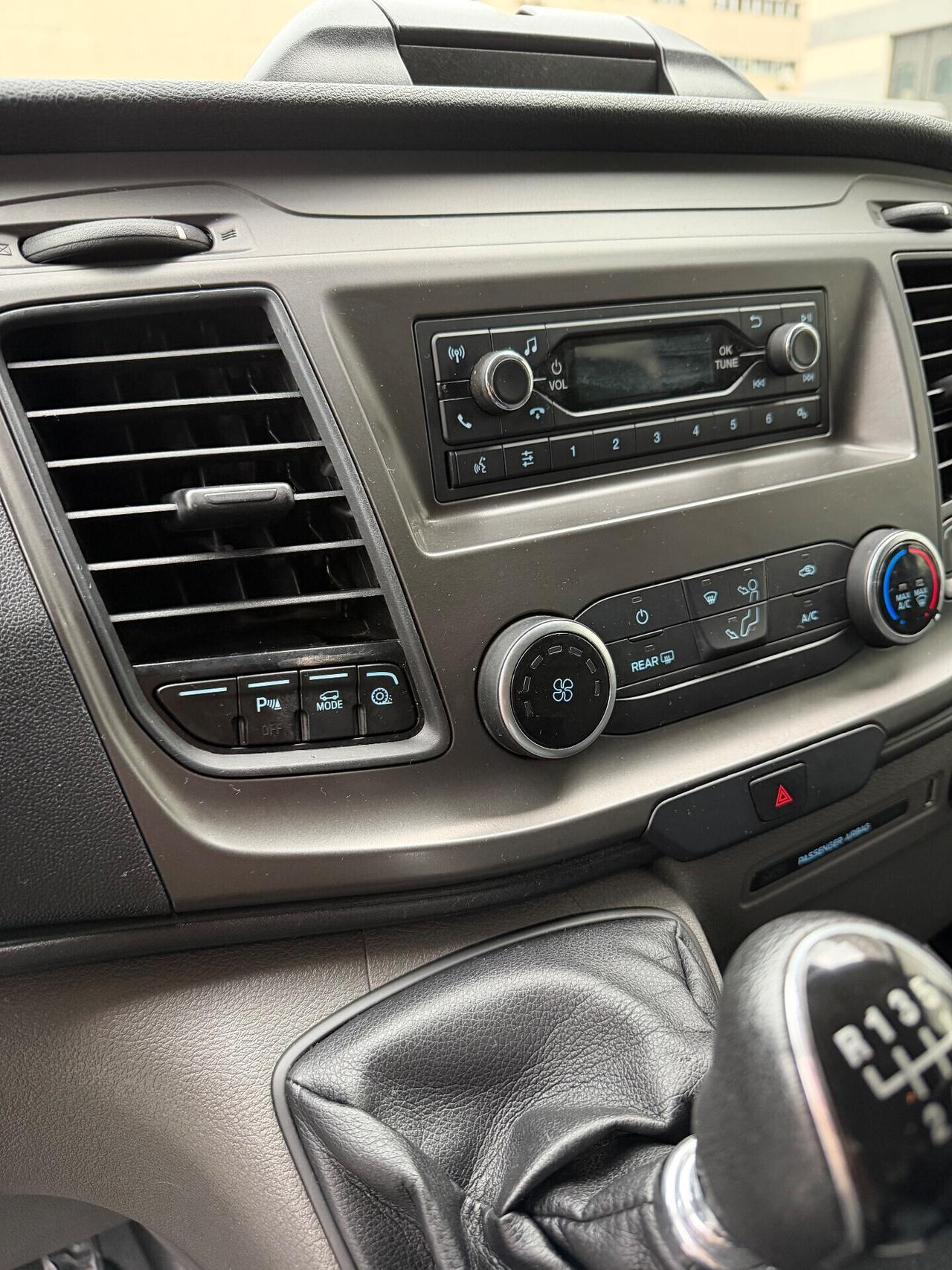 Ford Transit 330 2.0TDCi EcoBlue 130CV - EURO 6