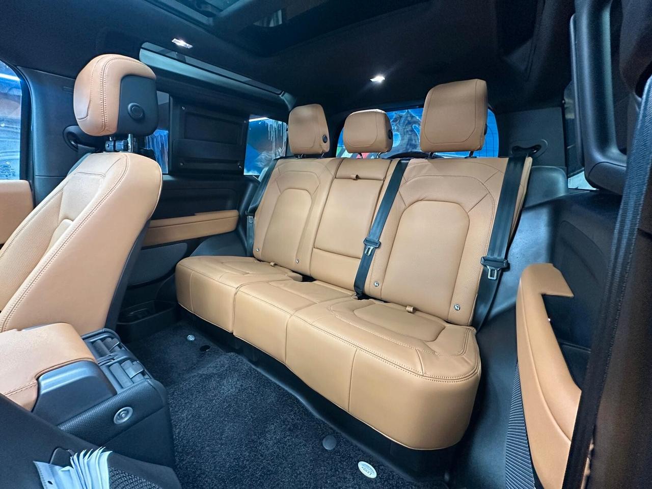 Land Rover Defender 90 5.0 V8 Carpathian Edition awd (514)