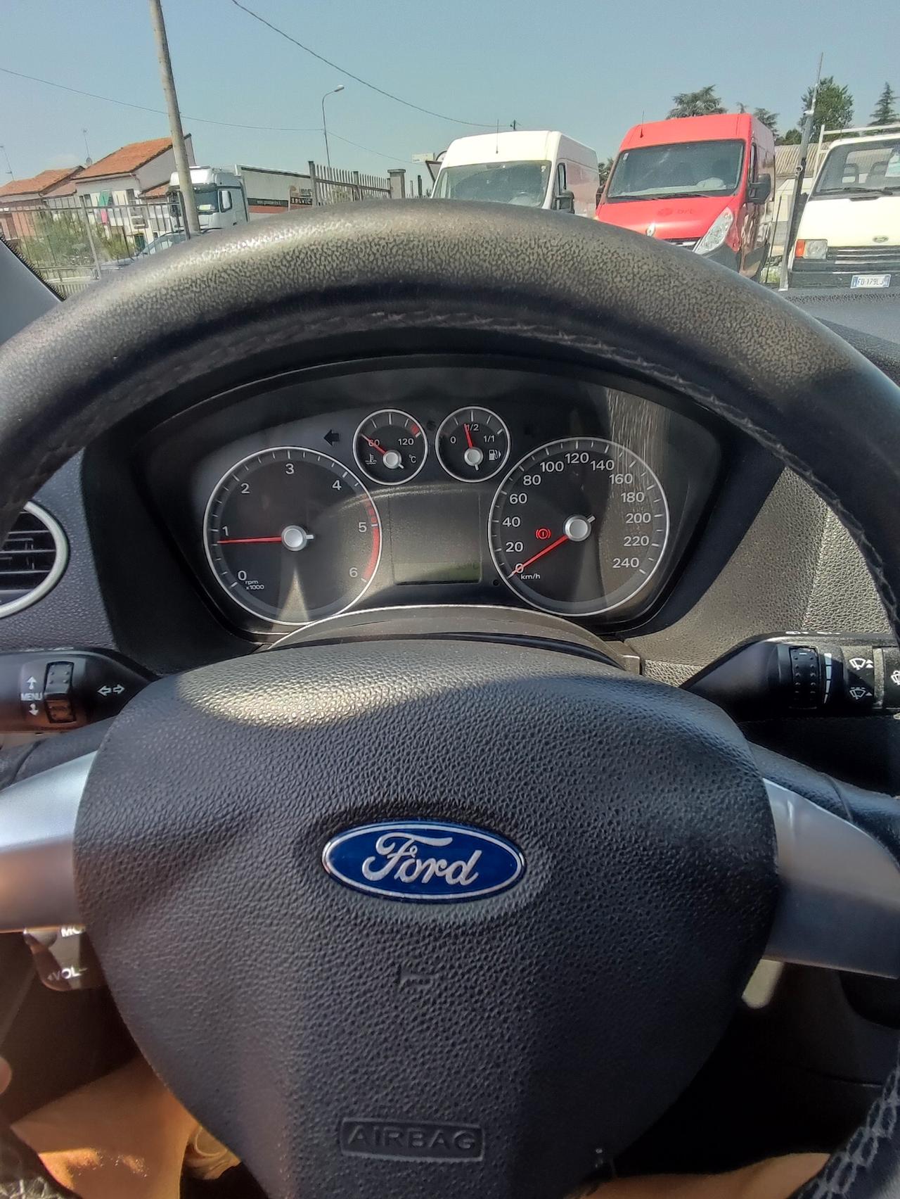 Ford Focus CC Focus 1.6 TDCi (90CV) Coupé