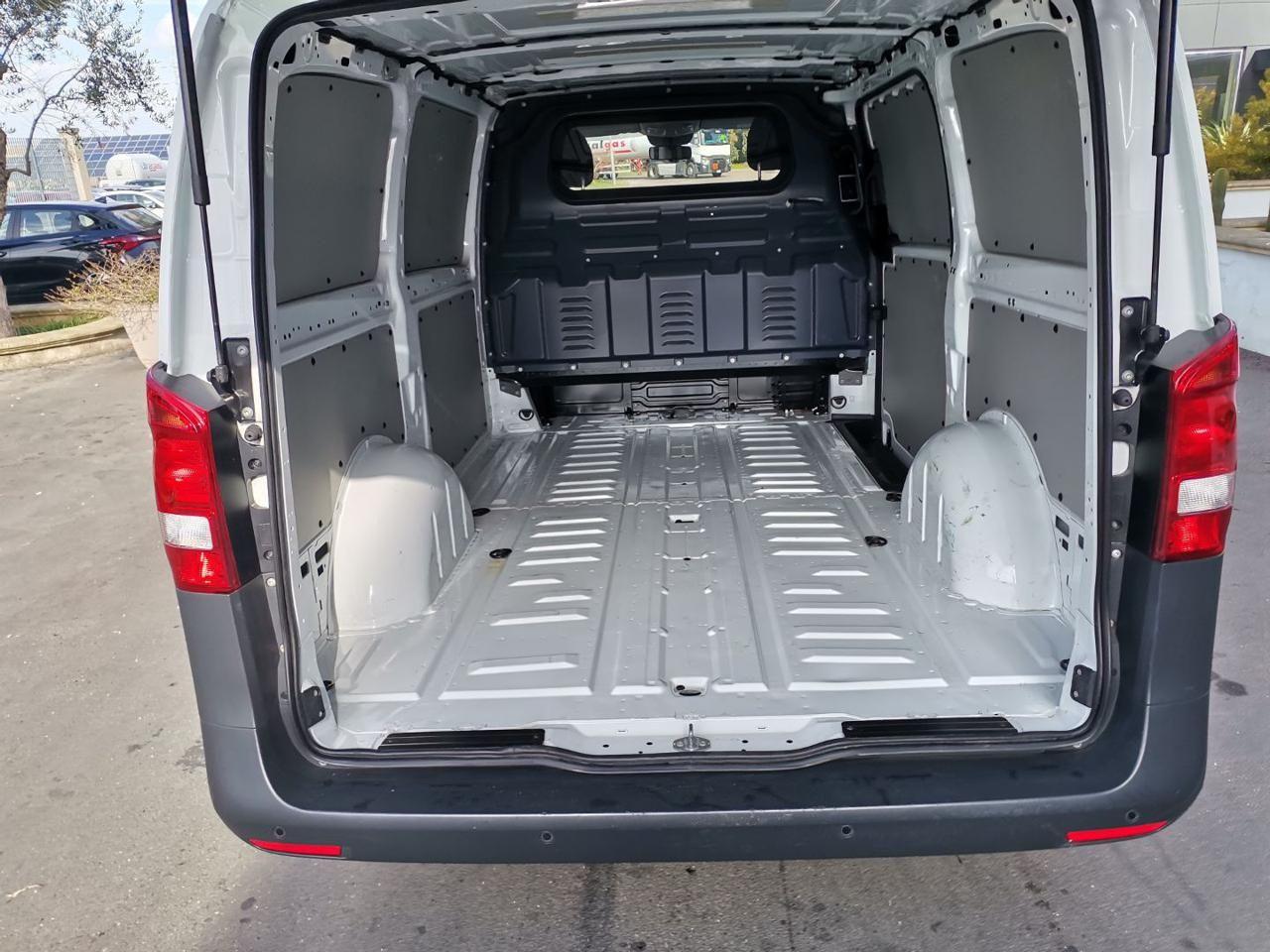 Mercedes-Benz Vito 2.2 114 CDI Furgone Long -AUTOMATICO-