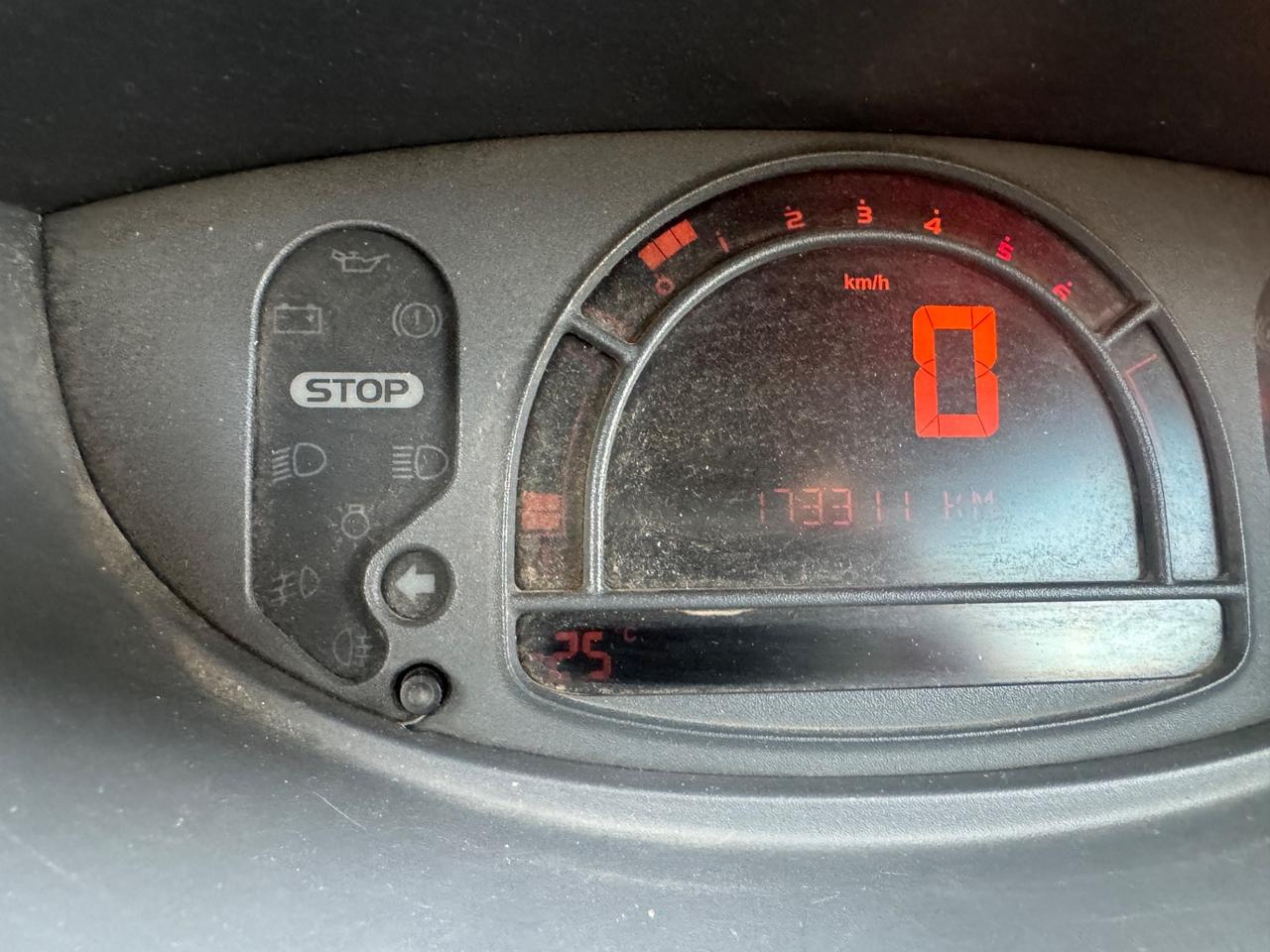 Renault Modus 15 dCi Diesel 1461cc 48kw 65cv