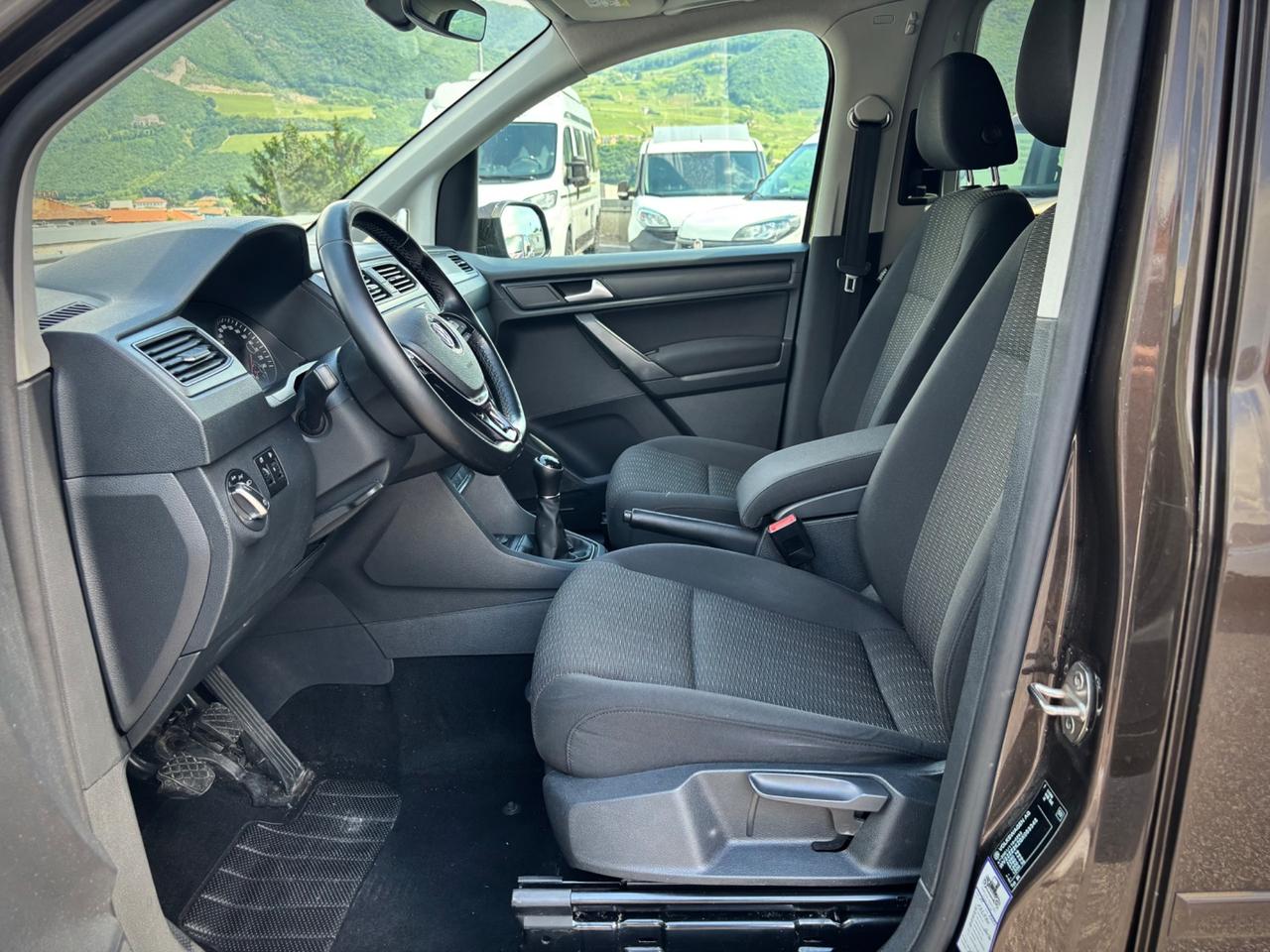Volkswagen Caddy 2.0 TDI 122cv Comfortline 4Motion 6MT