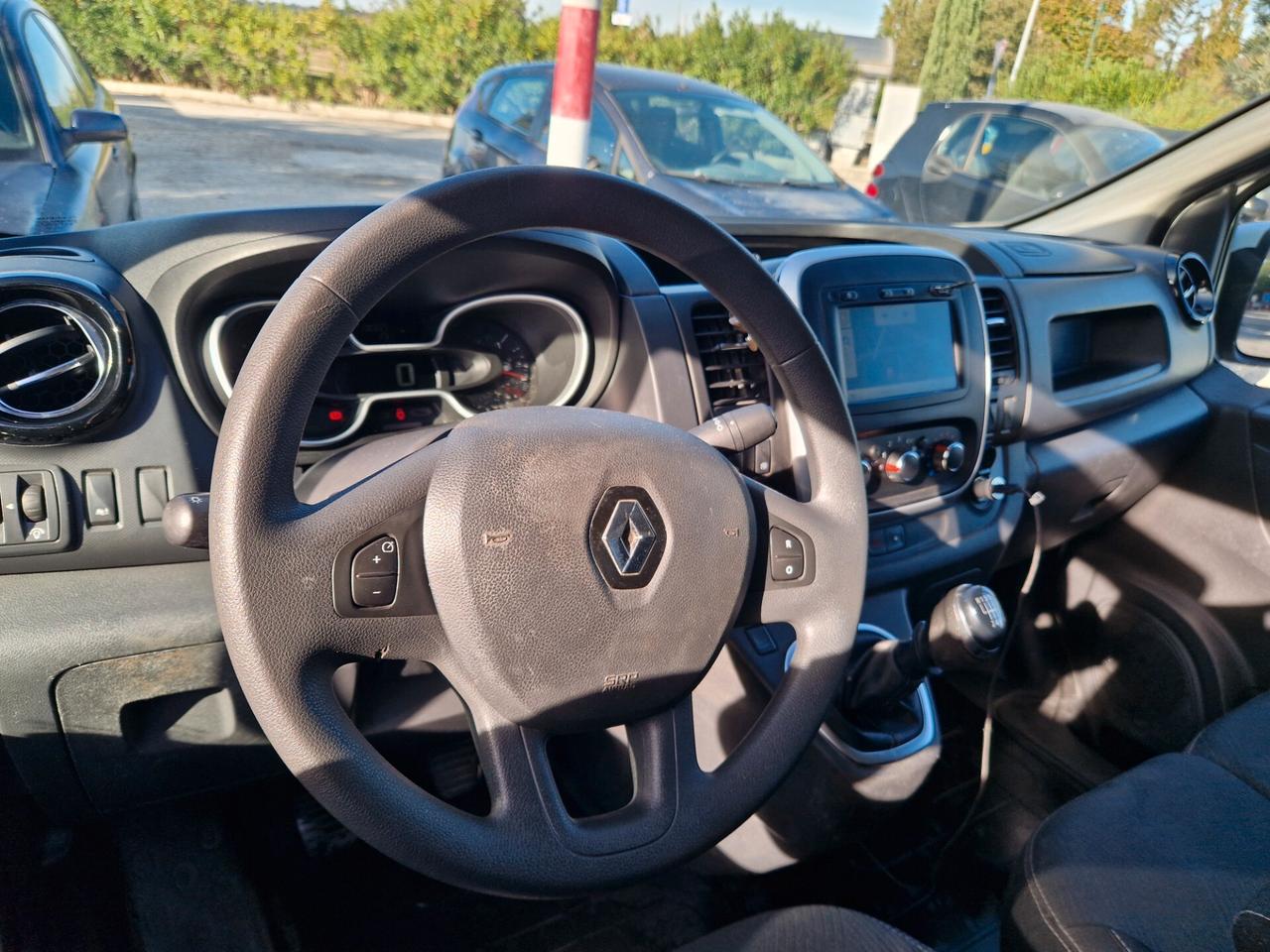 Renault Trafic T29 2.0 dCi 120CV PC-TN Furgone Ice