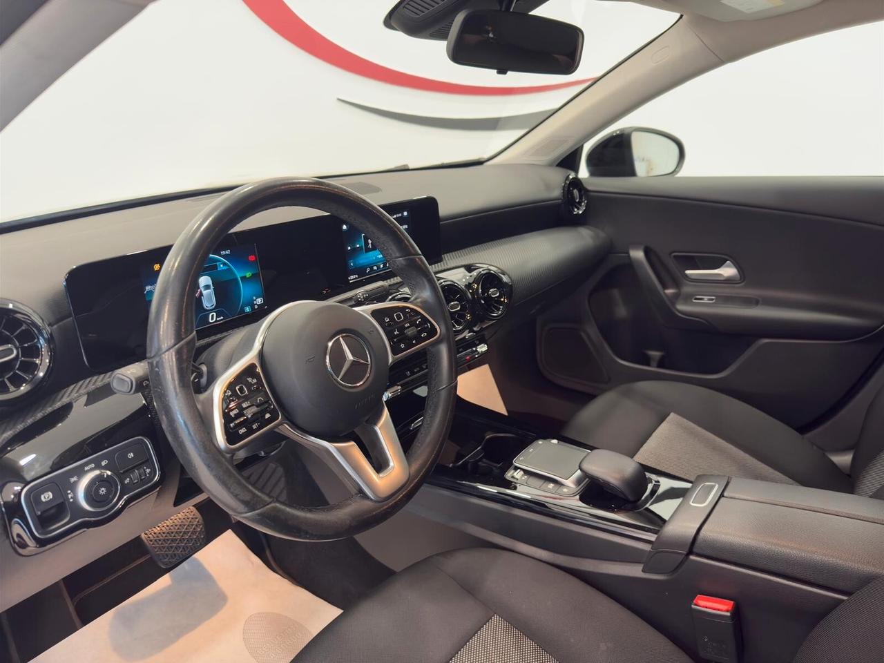 Mercedes-benz A 180 d Automatic Business