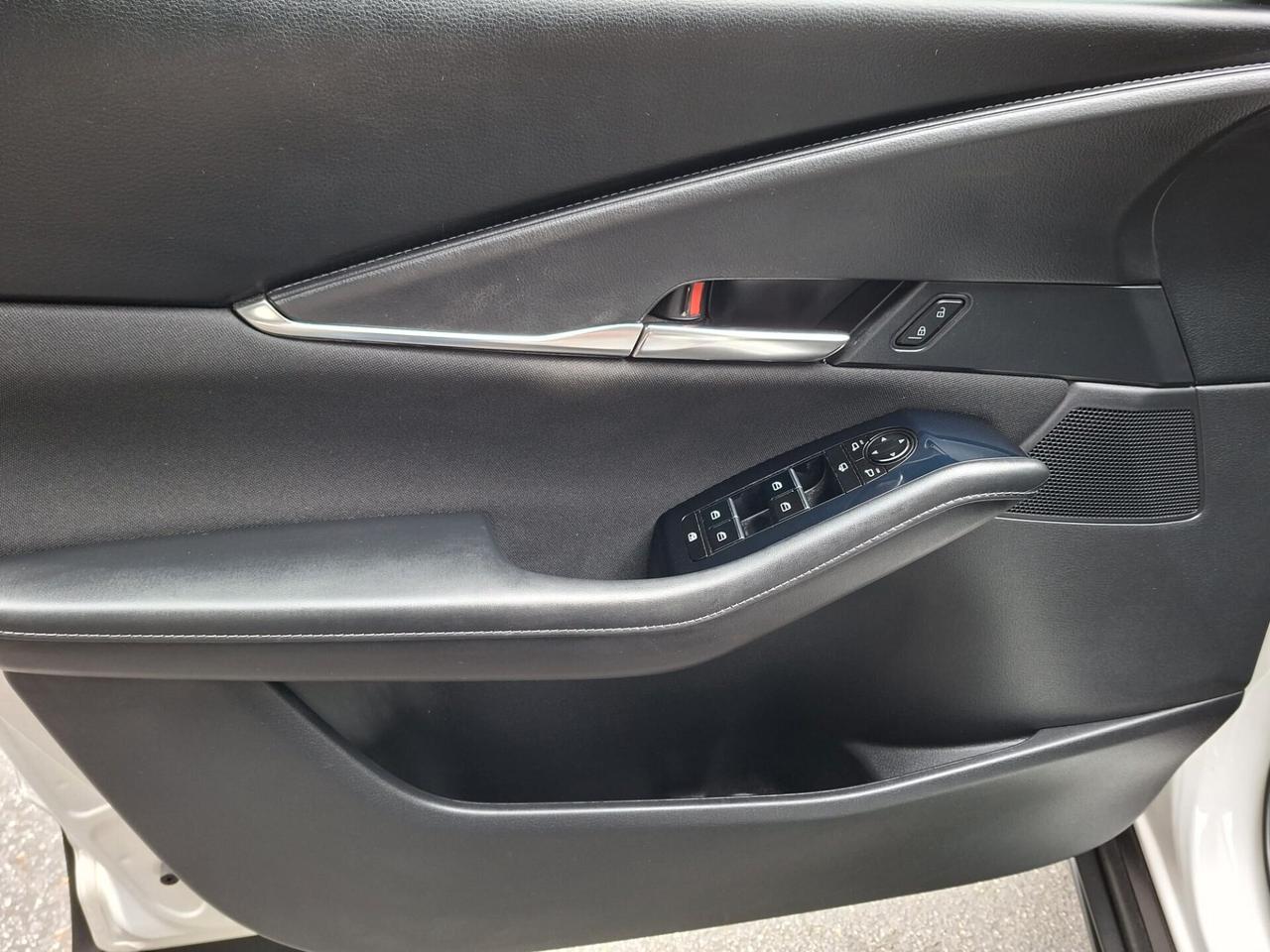 Mazda CX-30 2.0L Skyactiv-G M Hybrid 2WD Executive