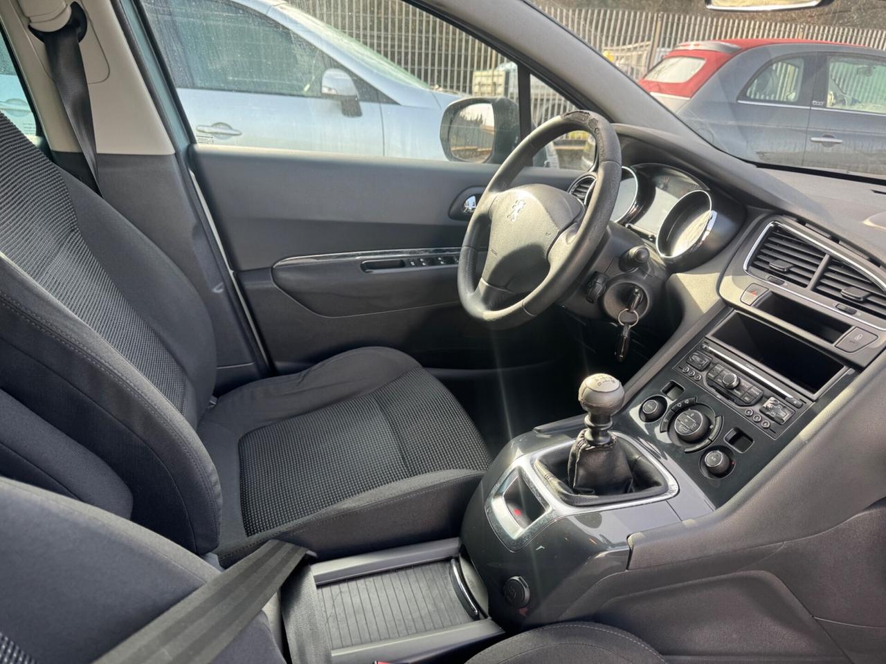 Peugeot 5008 1.6 HDi 112CV Business 7 posti