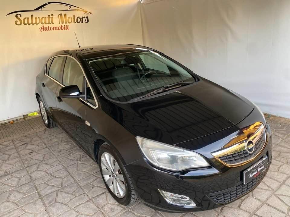 Opel Astra 1.6 115CV 5 porte Cosmo