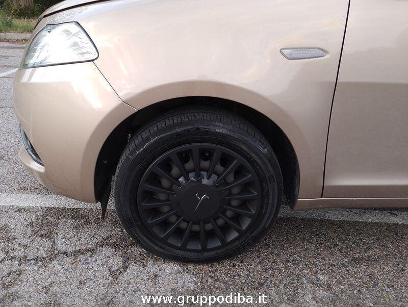 Lancia Ypsilon III 2015 Benzina 1.0 firefly hybrid Maryne s&s 70cv