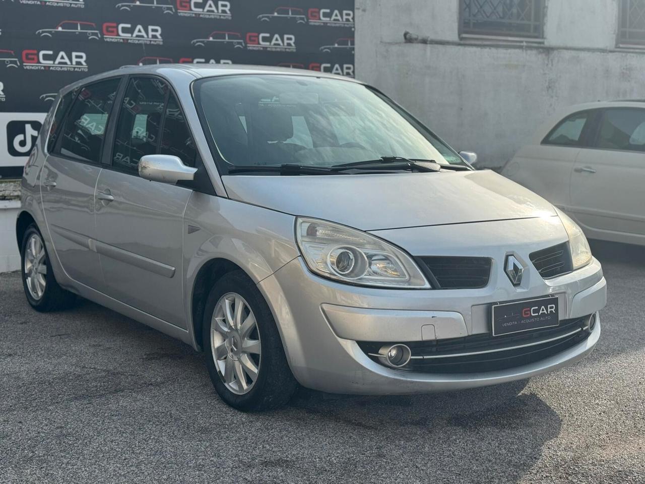 Renault Scenic Grand Scénic 1.5 dCi/105CV PlayStation Portable