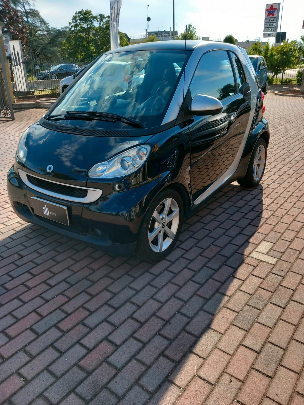 Smart ForTwo 1000 52 kW coupé passion