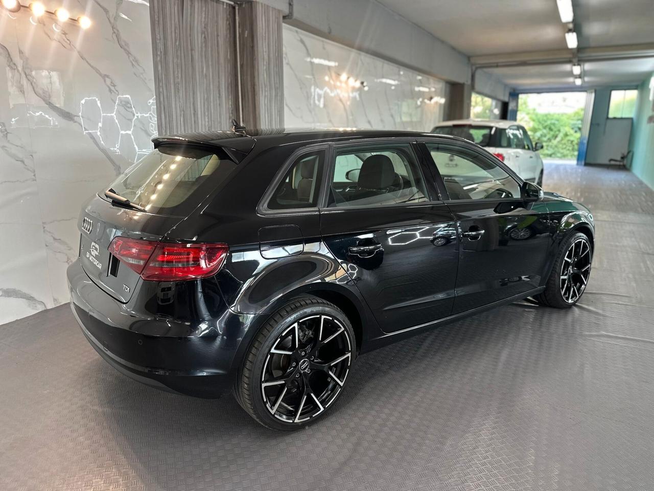 Audi A3 1.6 TDI Attraction