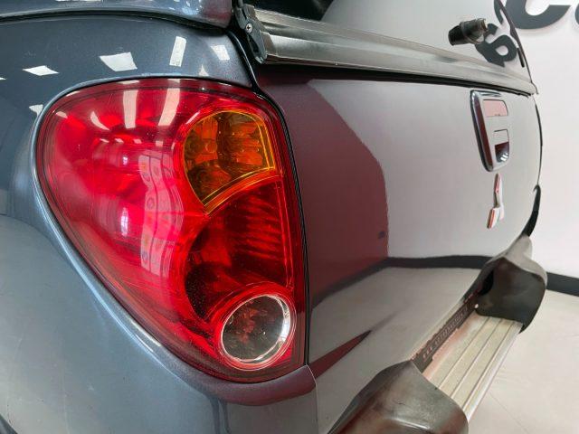 MITSUBISHI L200 CAB IV 2006 D.CAB 2.5 DI-D INTENSE- IVA DEDUCIBILE