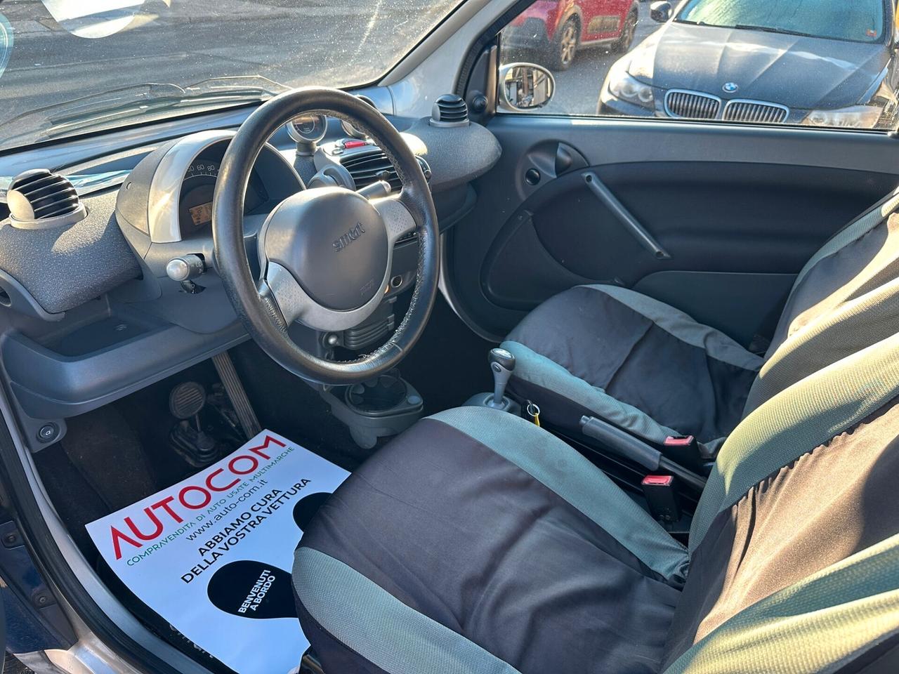 Smart 700 city-coupé pure (45 kW)