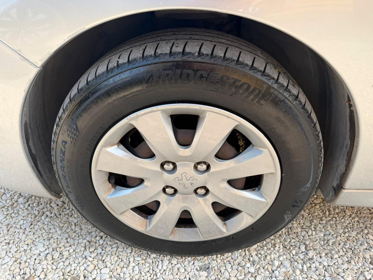 Peugeot 207 SOLO 60.000 KM OK NEOPATENTATI