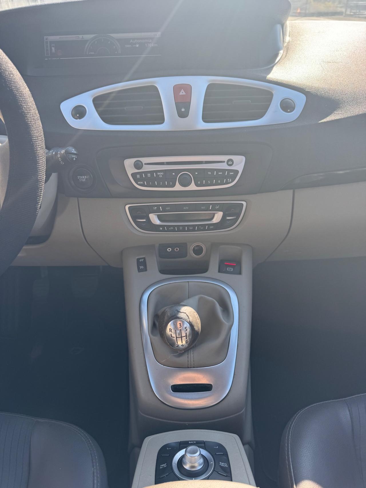 Renault Scénic X-Mod 1.5 dCi Luxe 132000 km
