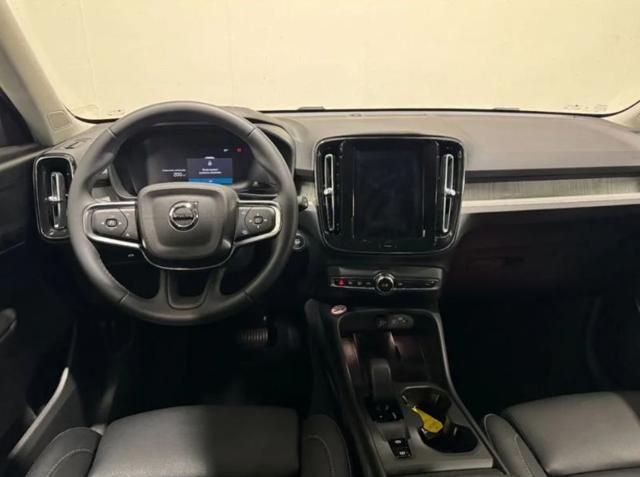 VOLVO XC40 B3 automatico Core
