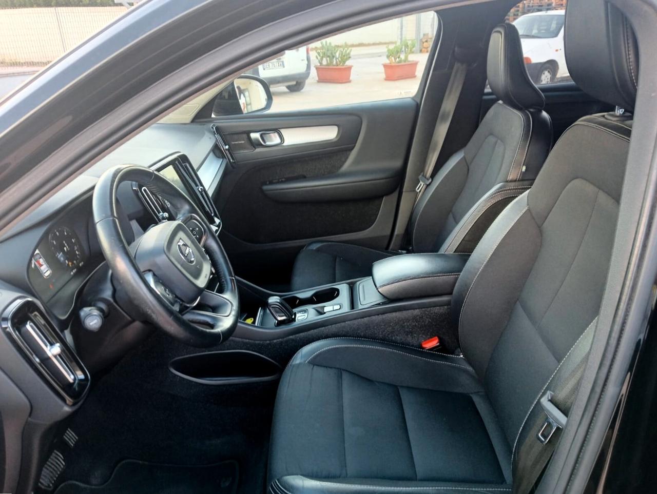 Volvo XC40 D4 AWD Geartronic R-design