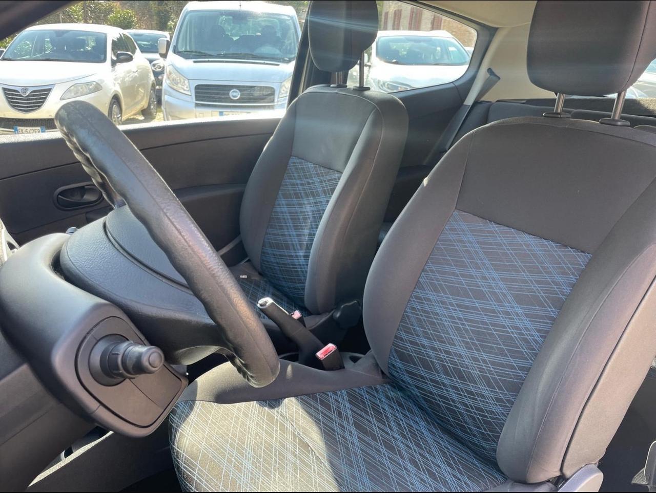 Renault Clio 1.2 cat 3 porte Access Authentique