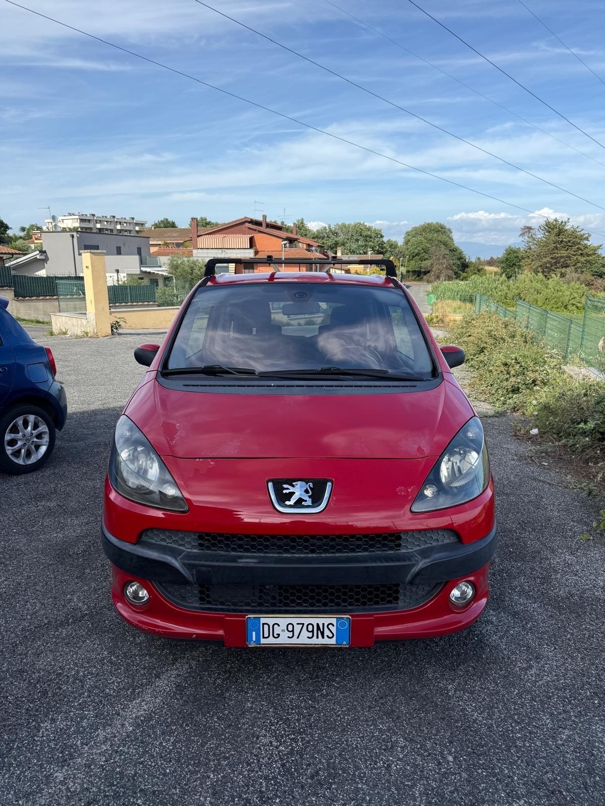 Peugeot 1007 1.4 Happy