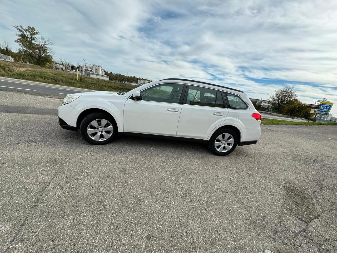 Subaru OUTBACK 2.0D Exclusive