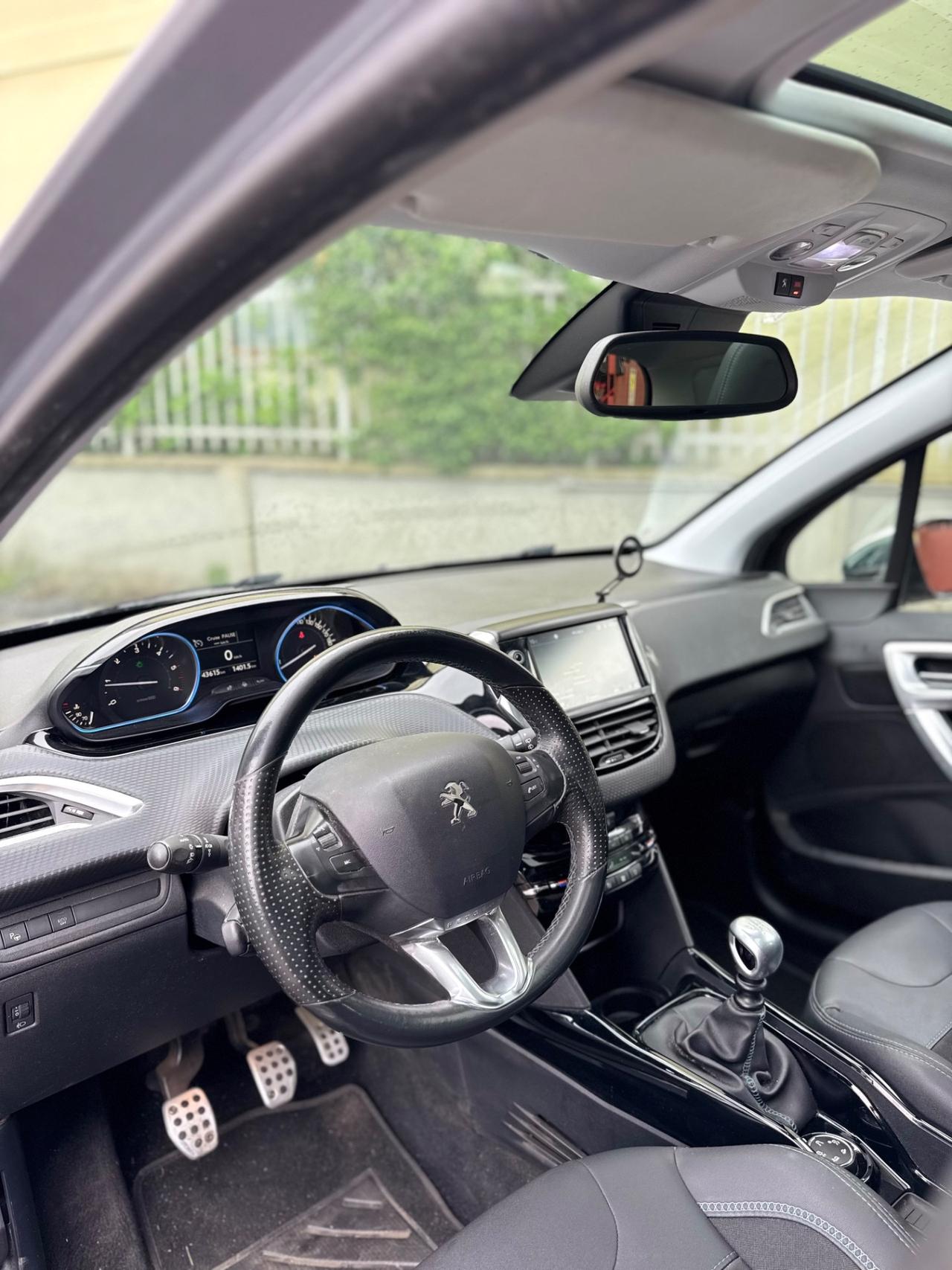 Peugeot 2008 BlueHDi 120 S&S Crossway