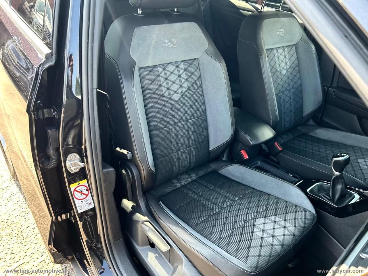 VOLKSWAGEN T-Roc 2.0TDI R-LINE Full Led Navi Pelle Iq-Light Matrix