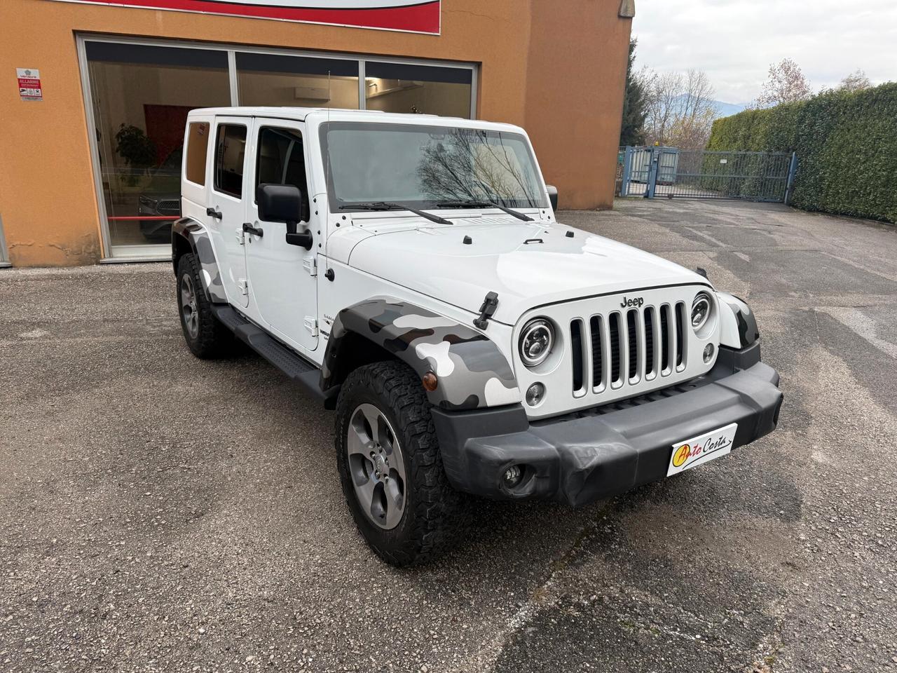 Jeep Wrangler Unlimited 2.8 CRD Sahara Auto JKU CON SOFT TOP