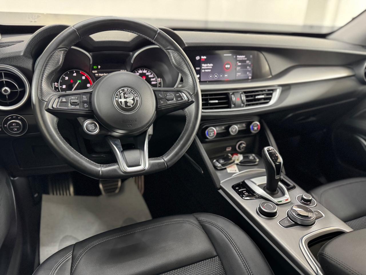 Alfa Romeo Stelvio 2.2 Turbodiesel 190 CV AT8 Q4 Super