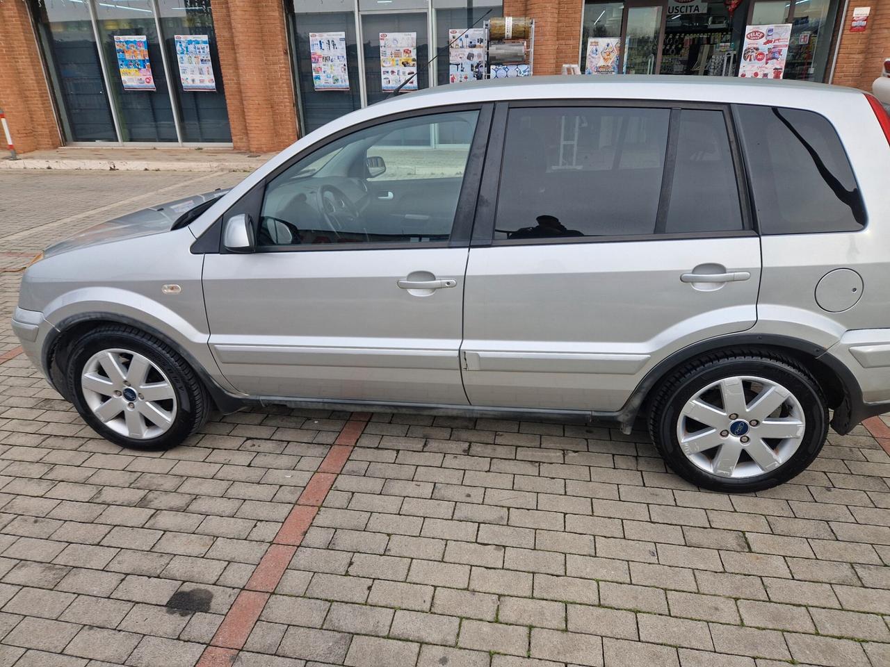 Ford Fusion 1.4 TDCi 5p. Collection