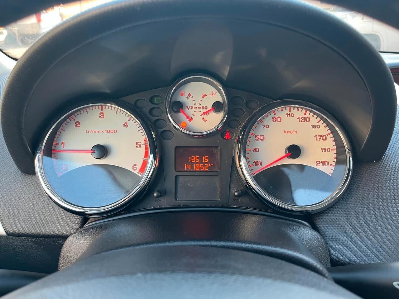 Peugeot 207 2010 Premium Sport 1.6 HDi 90CV Euro5