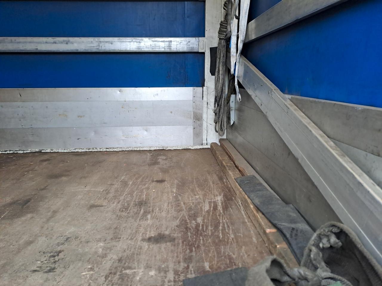 IVECO DAILY CENTINATO 3.0 *PATENTE C* 70C17