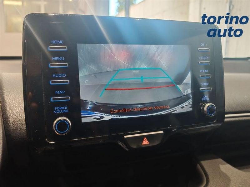 Toyota Yaris Hybrid Business